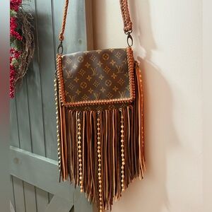 Louis Vuitton boho crossover